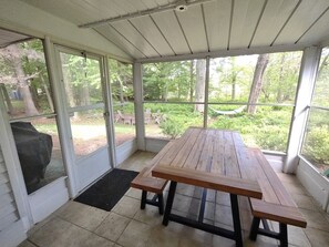 Dining - Cottage Bordering Hoffmaster State Park (Norton Shores)