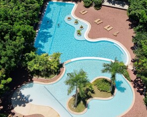 Piscine extérieure