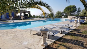 Piscine extérieure, piscine chauffée