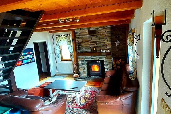 Rogla chalet Mojca Pokrajculja
Livingroom