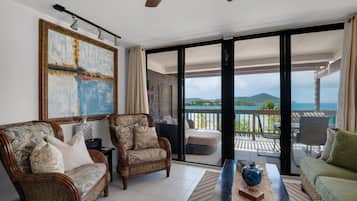 TV connectée, jouets, livres, chaîne hi-fi