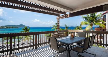 Luxuriöses Penthouse auf 2 Ebenen, Eckwohnung am Strand von Sapphire Beach