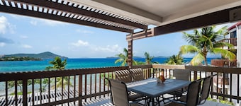 Luxurious, Penthouse, 2 level, corner unit Oceanfront condo at Sapphire Beach