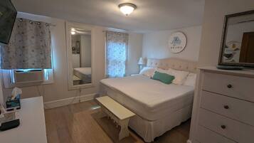 3 bedrooms, iron/ironing board, WiFi