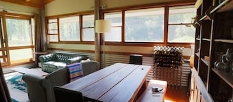 Knights Ridge eco-friendly Acreage and Cabin