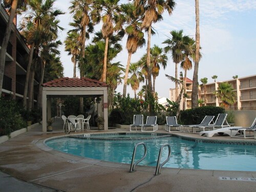 Unit 101 Villa Del Sol