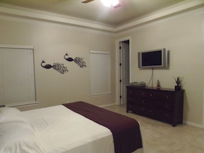3 bedrooms, WiFi, bed sheets