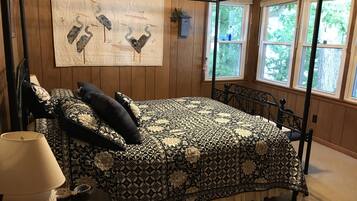 4 chambres, fer et planche à repasser, Wi-Fi gratuit, draps fournis