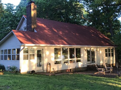 Kentucky Lake Waterfront Home con Importantes Actualizaciones y Remodal 2019