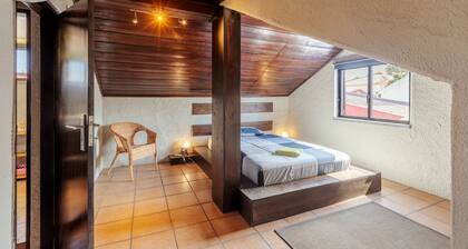 Aroeira Pool House by Lisbon-Coast vacation