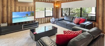 "The Gap Holiday Cottage" hosted by Halls Gap Accommodation