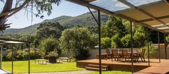 "The Gap Holiday Cottage" hosted by Halls Gap Accommodation