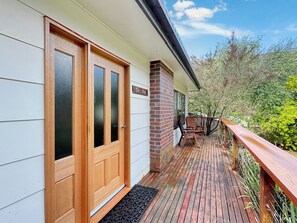 Exterior detail - "The Gap Holiday Cottage" hosted by Halls Gap Accommodation (Halls Gap)