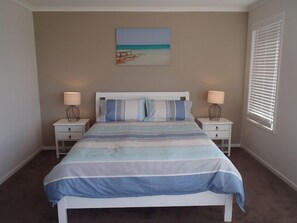 4 bedrooms, iron/ironing board, travel cot, free WiFi