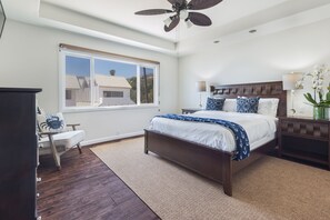 2 chambres, fer et planche à repasser, lit parapluie, Wi-Fi gratuit