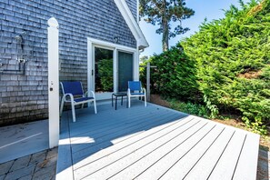 Terrace/patio - Steps to Beach 4-5 Bedrooms w/Central A/C (Dennis Port)