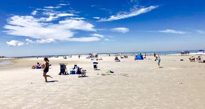 Ocean View 4-5 dormitorios 3 cuartos de baño completo A / C central. Cerca de la playa Wi Fi