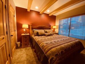 4 bedrooms, iron/ironing board, travel cot, free WiFi