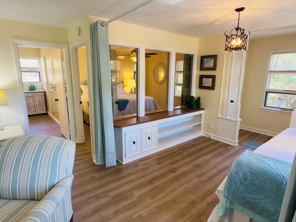 3 chambres, fer et planche à repasser, Wi-Fi, literie fournie