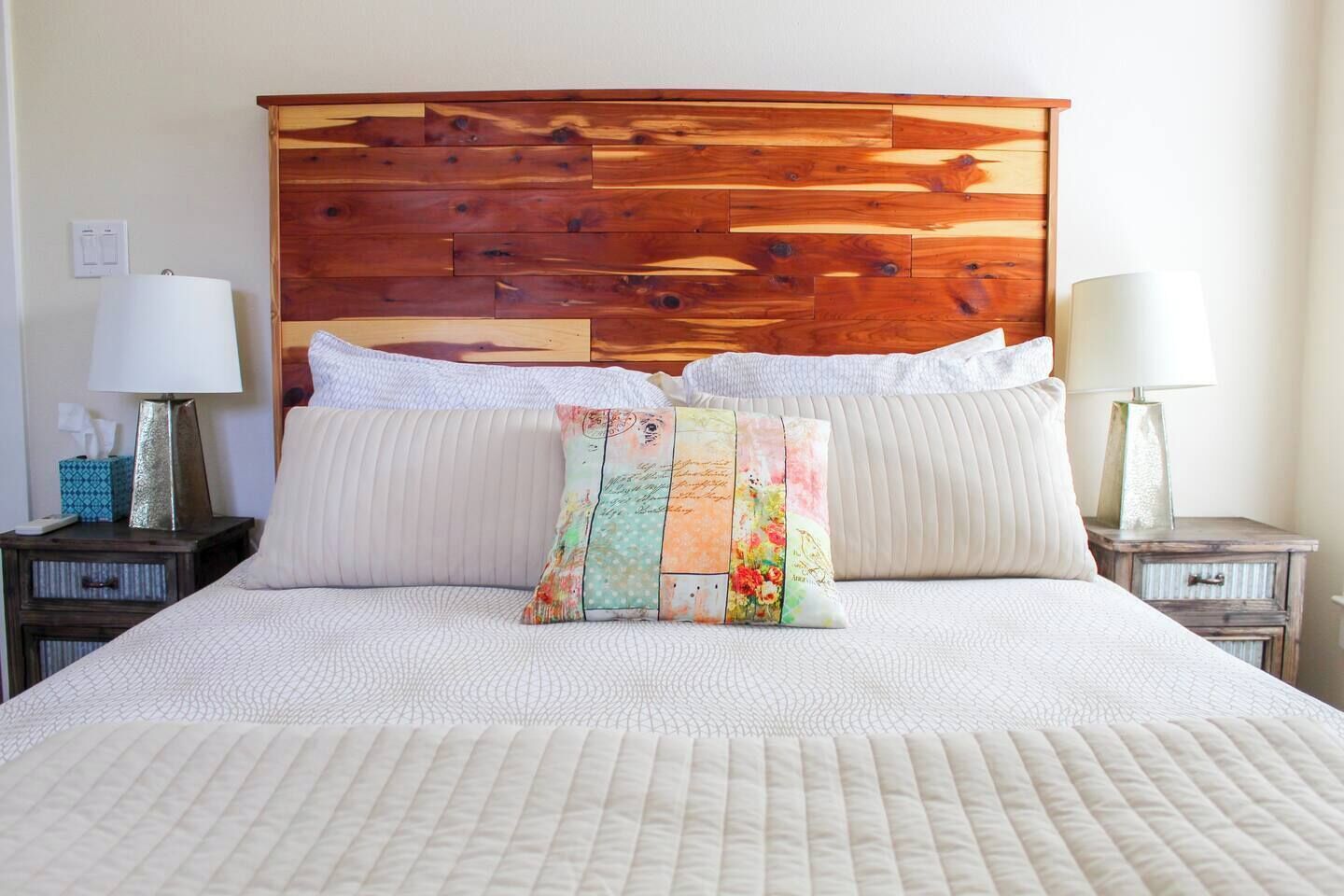 2 habitaciones, tabla de planchar con plancha y wifi gratis 