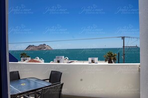Outdoor dining - Joyas del Mar Bahia de Cinema (Bahía de Kino)