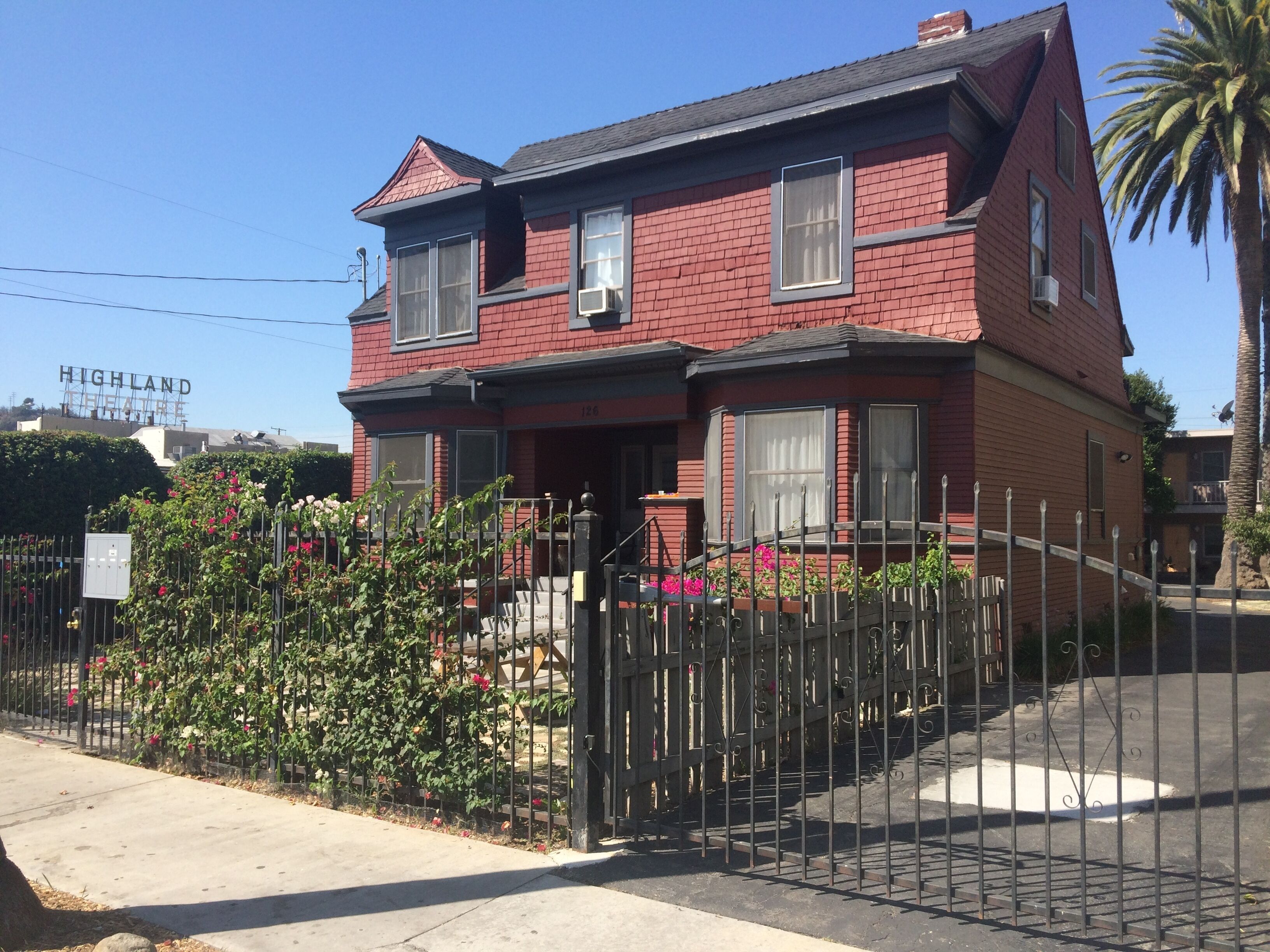Updated 6 Bedroom Craftsman w/ EV Charging Station Metro & Walking Friendly