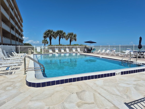 Outdoor pool, a heated pool