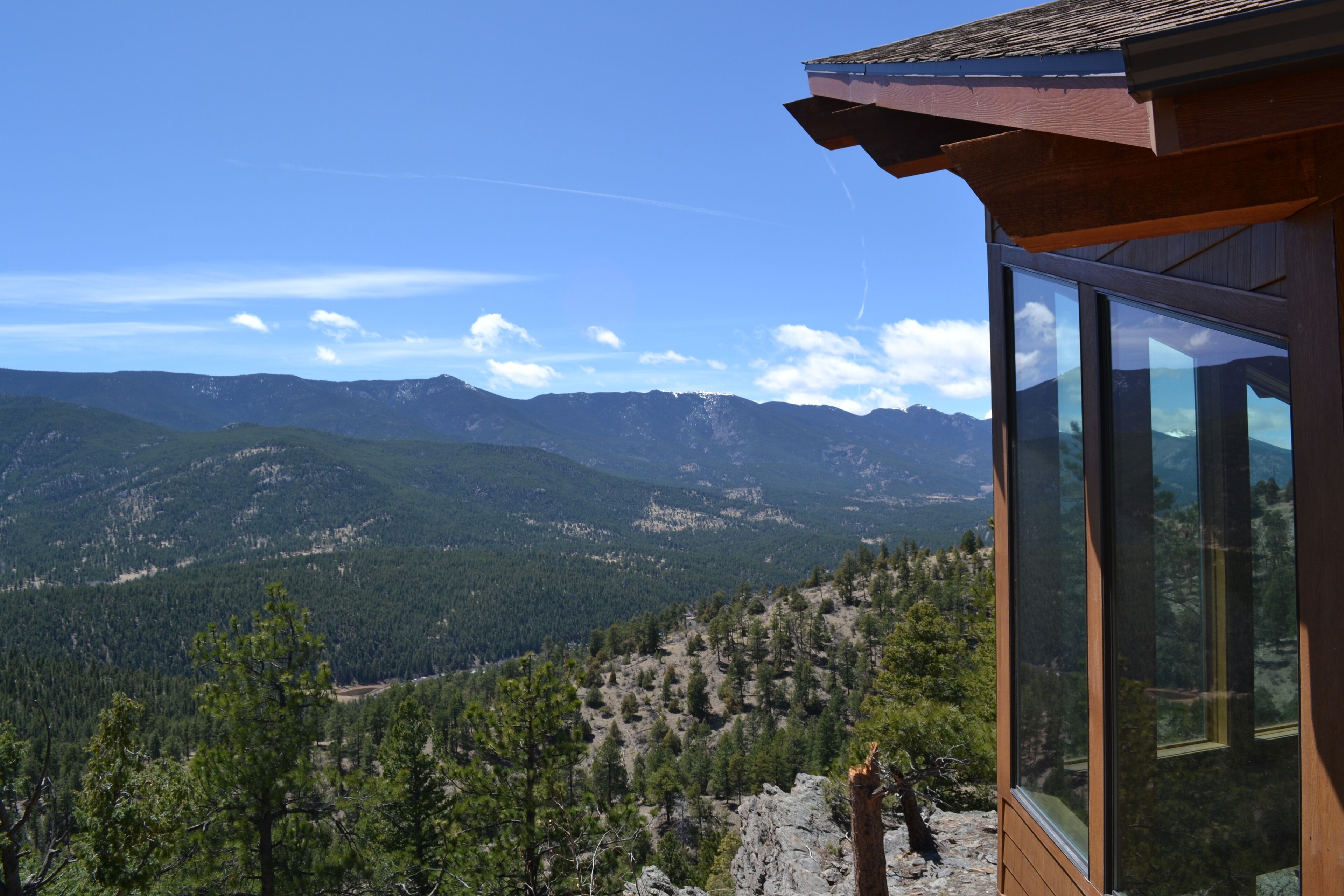 Beautiful House Overlooking Lost Creek Wilderness