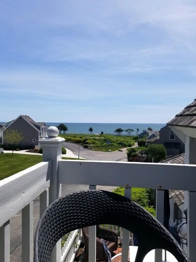 Charming Beach Cottage, Steps To Beach;  Ocean Views, Reasonably Priced
