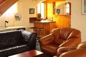 Interior - Whisperingsand-The Beach House (Kilcunda)