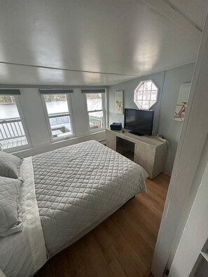 2 quartos, ferros/tábuas de passar roupa, Wi-Fi, roupa de cama