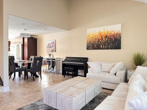 Smart TV, fireplace, Netflix, books