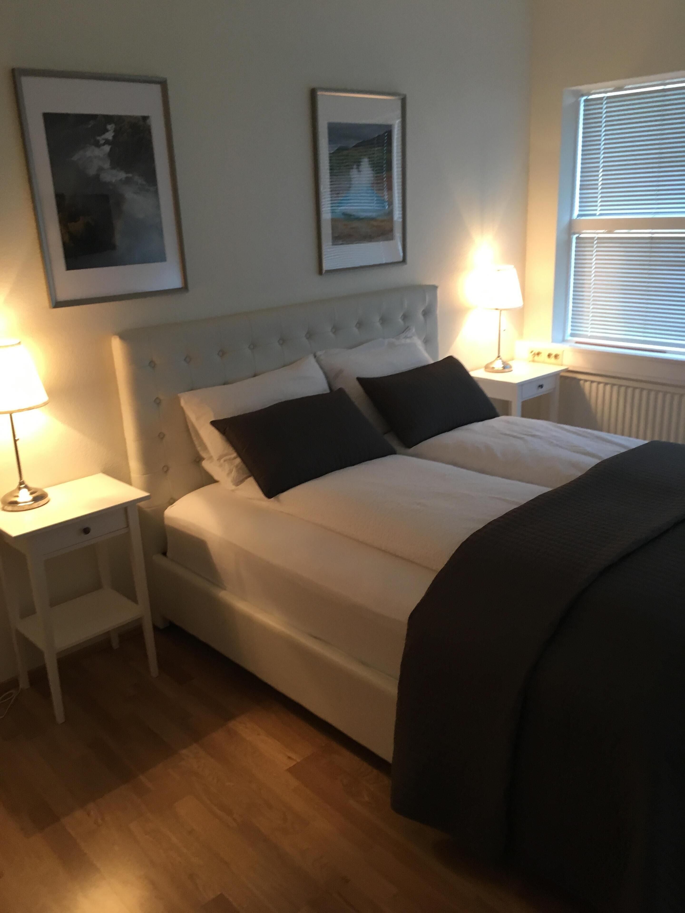 2 bedrooms, iron/ironing board, free WiFi, bed sheets