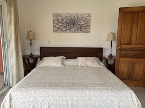 3 bedrooms, iron/ironing board, travel cot, free WiFi