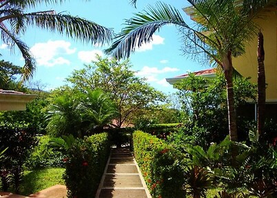 Fabulous Spacious Villa Only Steps Away from the Beach! 