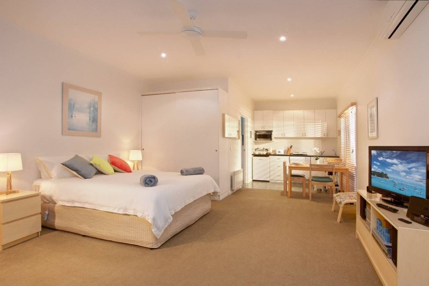 1 bedroom, iron/ironing board, WiFi, bed sheets