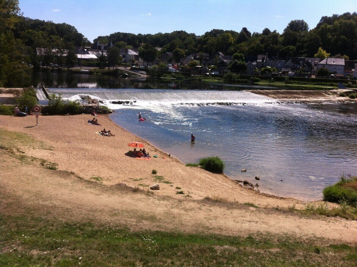Plage, chaises longues