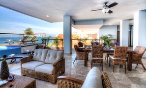 Outdoor dining - Best location right on Los Muertos beach, Sky Suite D (Amapas)