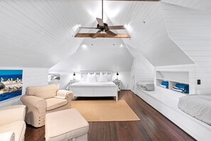 4 bedrooms, in-room safe, iron/ironing board, free WiFi