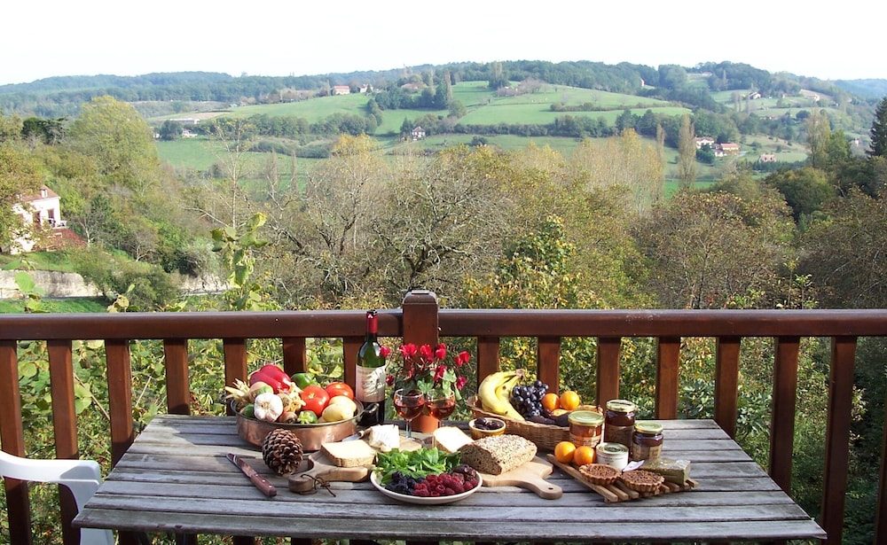 Beautiful Cottage In Most Beautiful Village - Dordogne