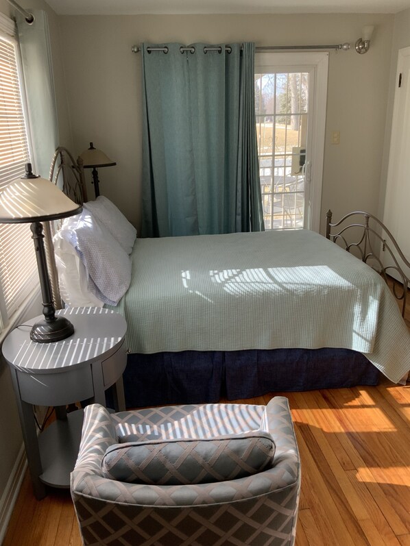 1 habitación, escritorio, tabla de planchar con plancha y wifi gratis