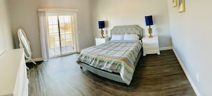 5 bedrooms, iron/ironing board, WiFi, bed sheets