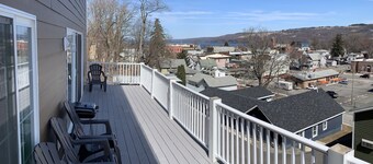 144 S. Rue Monroe, Watkins Glen
