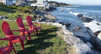 New Cottage Perfect for a Peaceful and Quiet stay on the Ocean with Beach