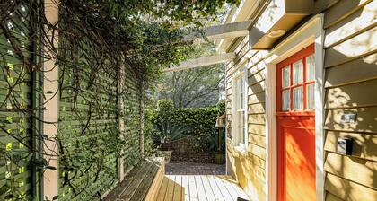 Jingle Bells Square Cottage