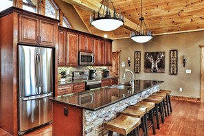 Fridge, microwave, dishwasher, coffee/tea maker