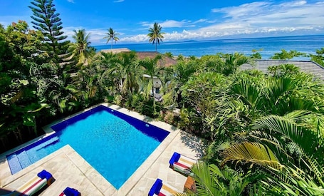 Pool. Luxury relaxing sea view villa Upperhouse