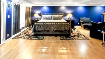 3 camere, una scrivania, ferro/asse da stiro, Wi-Fi gratuito