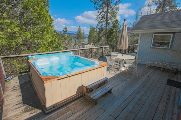 Stargaze from the spa or dine on the deck. Guests LOVE soaking under the stars!