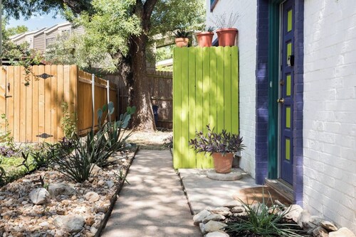 Zilker Park Townhome (A Barton Springs Oasis)